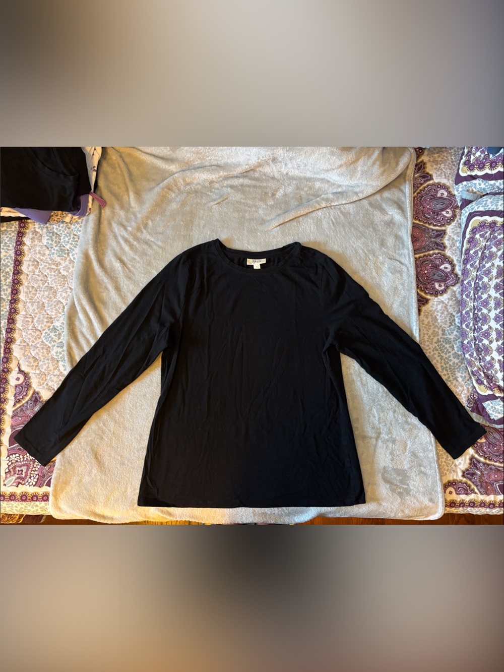 Style & Co. Black Long-Sleeve Crewneck Tee